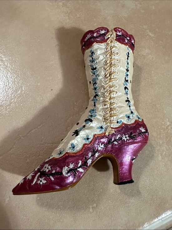 Willittis Designs Shoes - VTG COLLECTABLE “Just The Right Shoe” Opera Boot Figurine